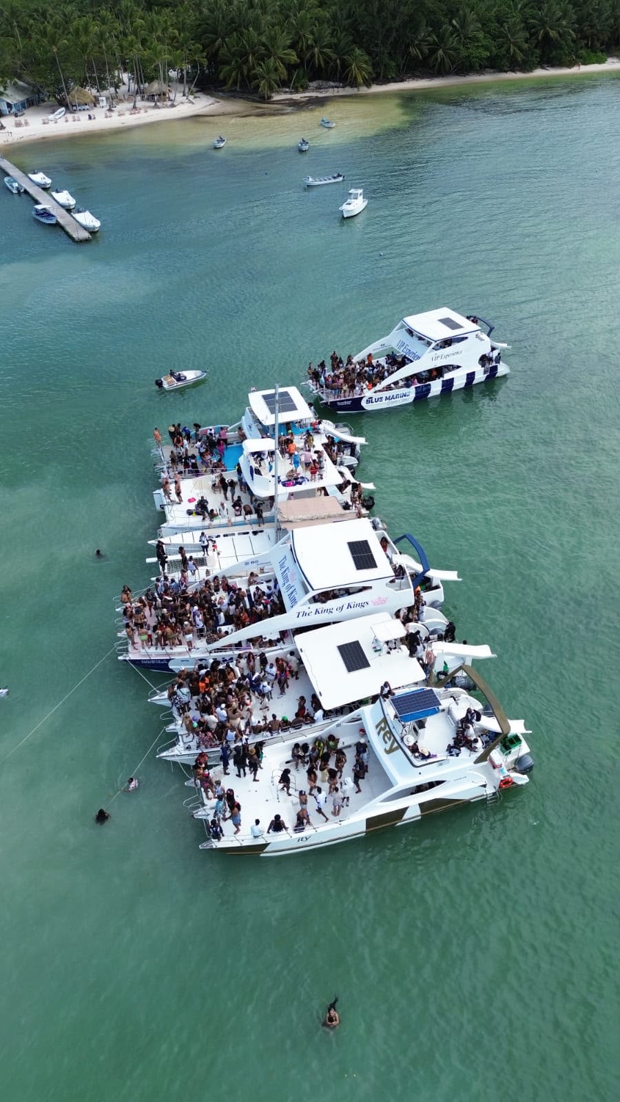 Fiesta en Barco Hip Hop y Afrobeat en Punta Cana